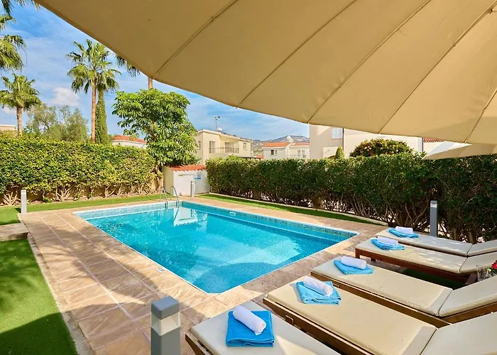 Haven By Ezoria Vila